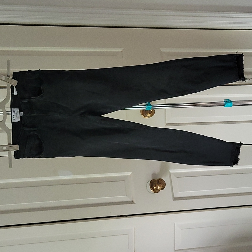 Frame Le High raw hem skinny jeans black size 26 high rise